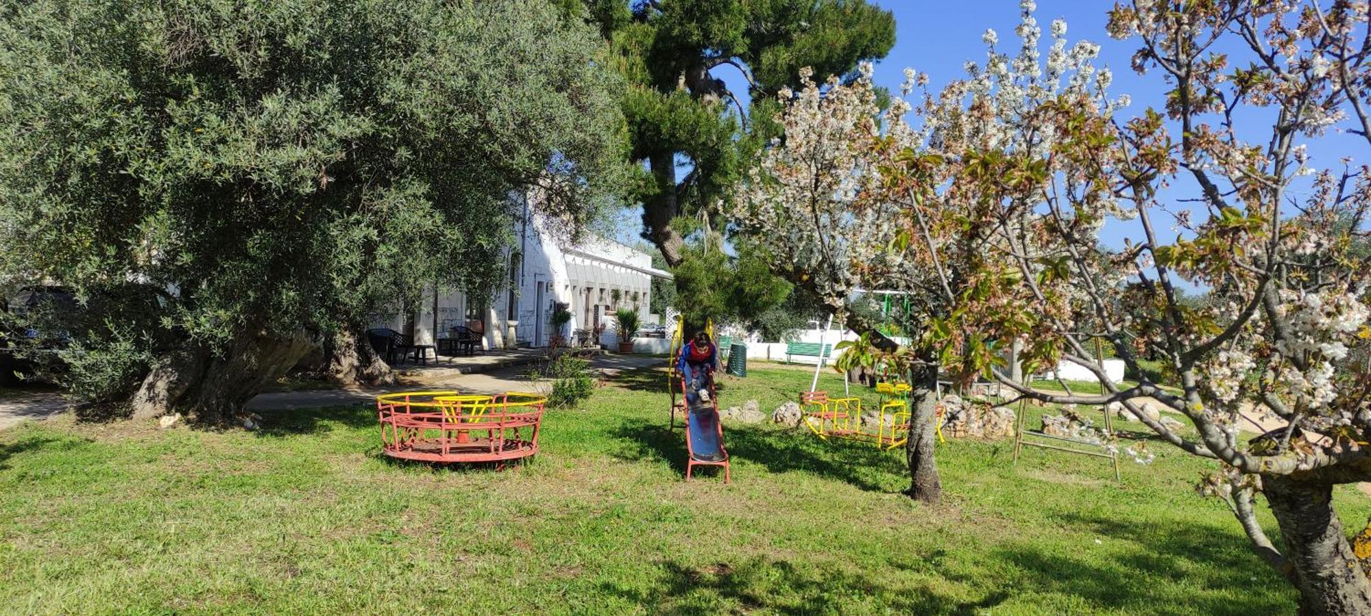 Masseria La Luna Nel Pozzo Castellana Grotte Exterior photo